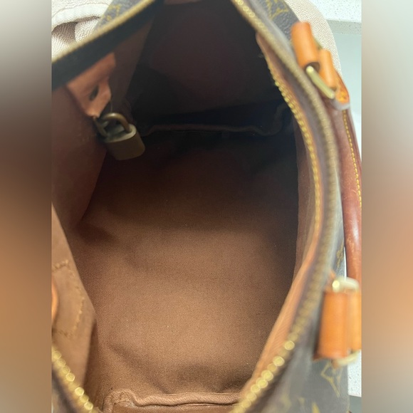 90s Speedy Louis Vuitton - Picture 15 of 15